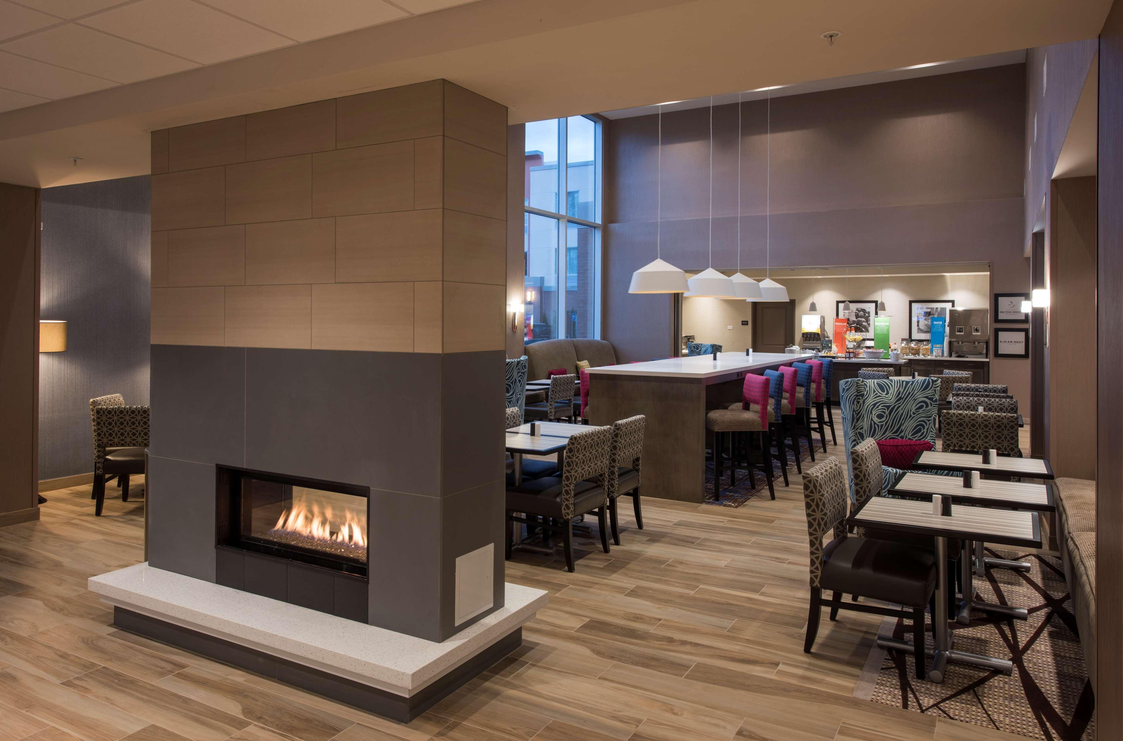 Hampton Inn & Suites Seattle/Redmond Wa Buitenkant foto
