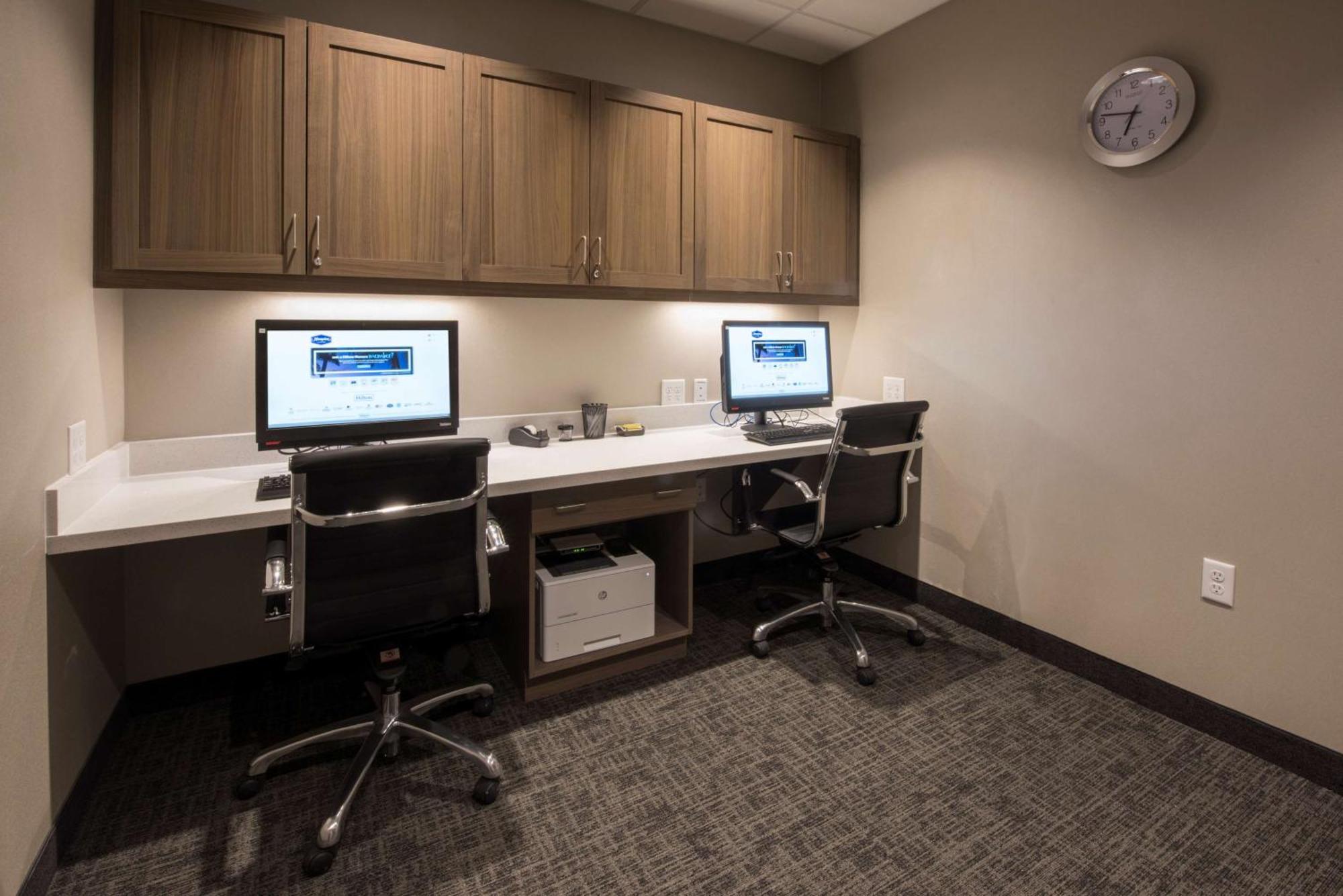 Hampton Inn & Suites Seattle/Redmond Wa Buitenkant foto
