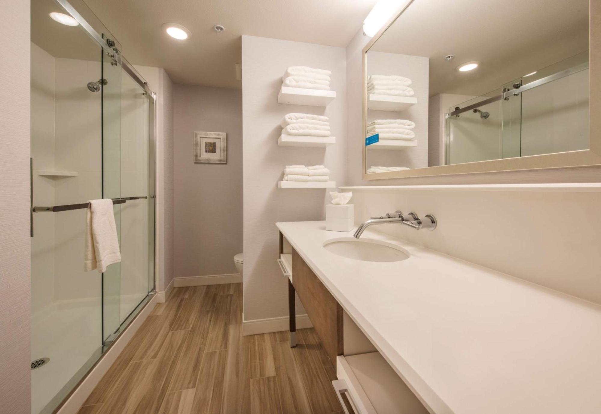 Hampton Inn & Suites Seattle/Redmond Wa Buitenkant foto