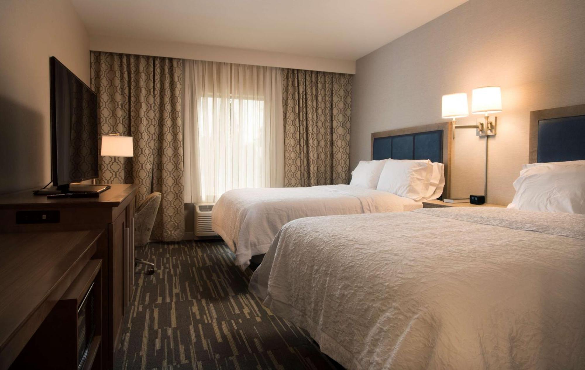 Hampton Inn & Suites Seattle/Redmond Wa Buitenkant foto